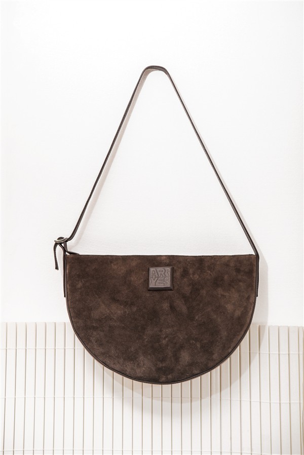 ARPYES ACKEE BAG BROWN
