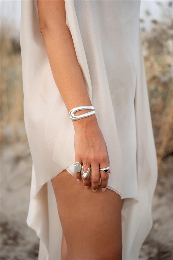AMORPHO AENAOS CUFF B001