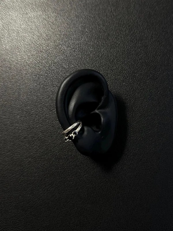 AMORPHO BONE PETRA EARCUFF EC003