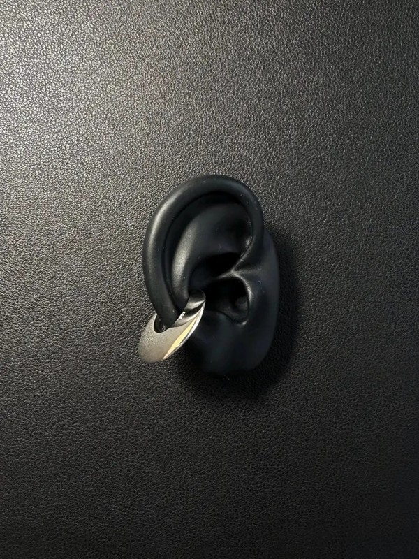 AMORPHO SPACE EARCUFF EC005