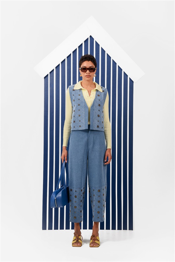 ARPYES AMBER JEAN VEST BLUE