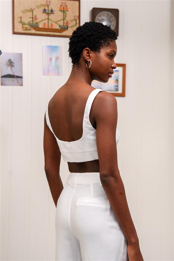 ARPYES COCONUT MILK CROP TOP WHITE