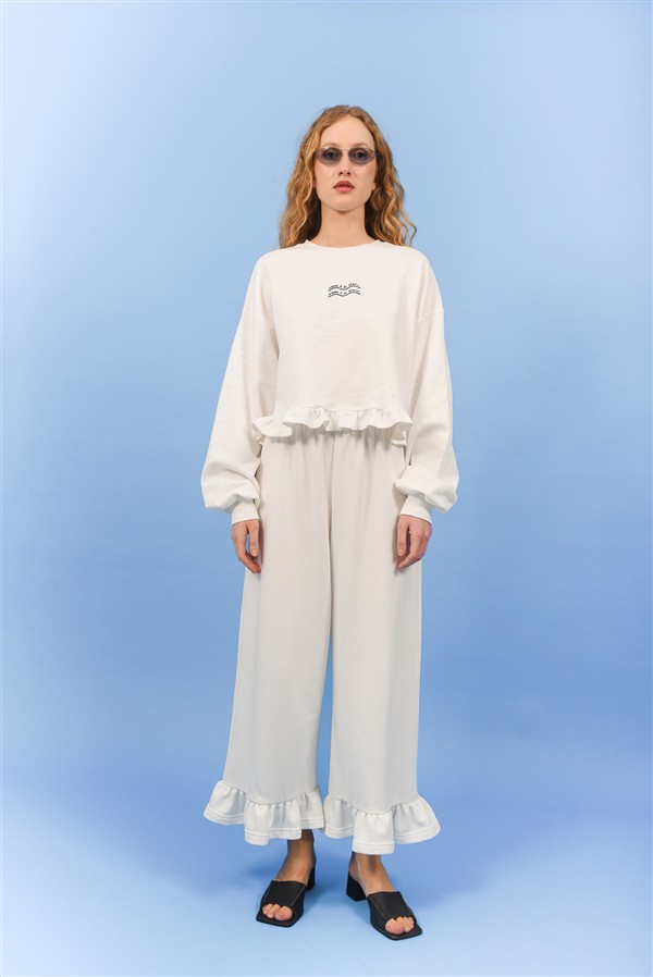 ARPYES EASY LIVING SWEATER WHITE