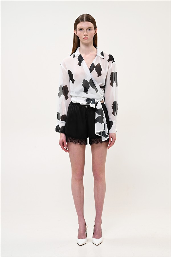 BOOM 010 SHORTS BLACK