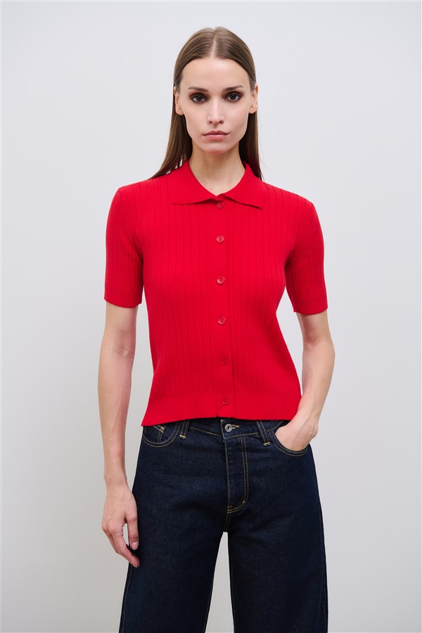 COMBOS 001 IRINA KNIT TOP RED