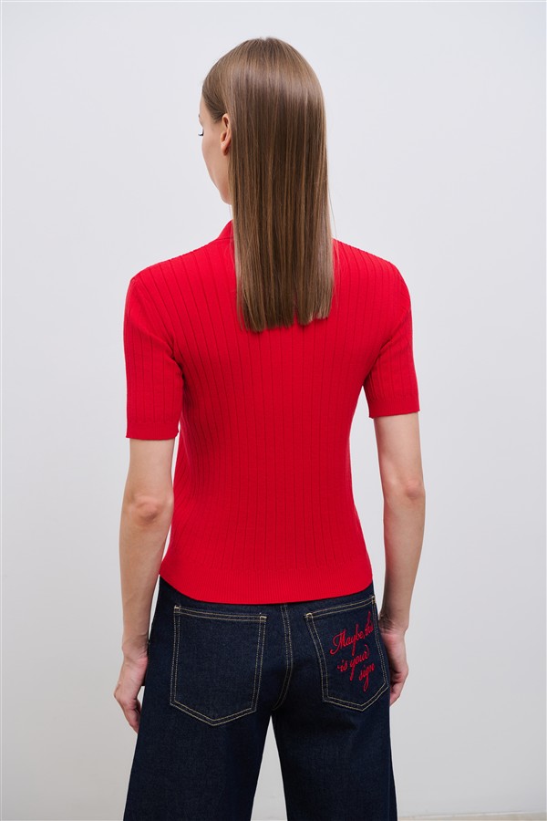 COMBOS 001 IRINA KNIT TOP RED
