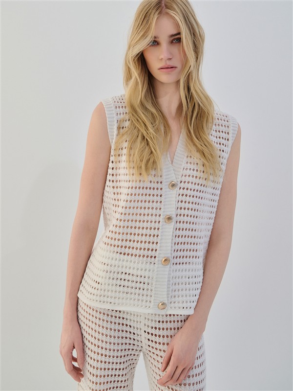 COMBOS 045 CARDIGAN V SHELL BUTTONS WHITE