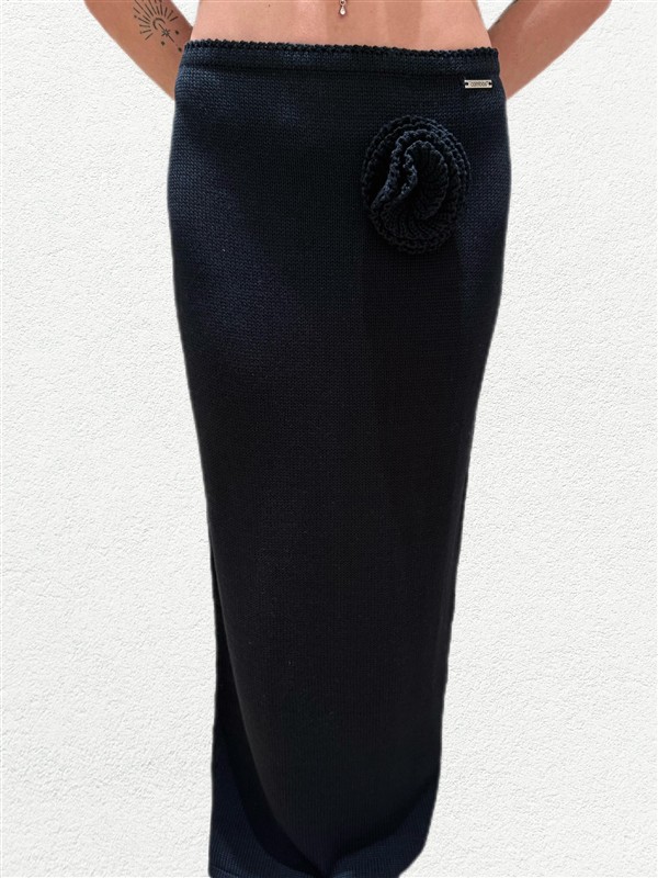 COMBOS 046 MAXI SKIRT FLOWER BLACK