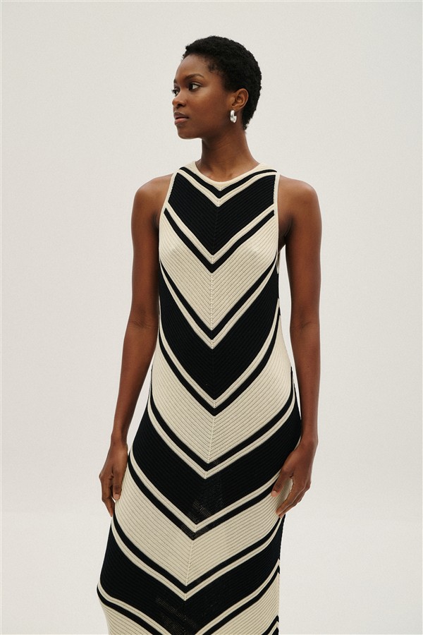 COMBOS 065 MAXI DRESS B/W