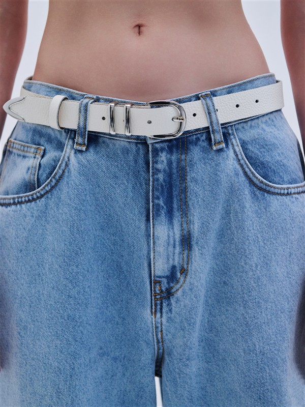 COMBOS 096 LEATHER BELT V TIP ECRU
