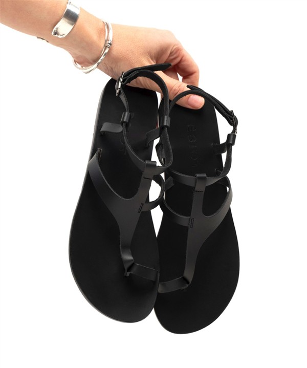 ESIOT ARKOI BLACK