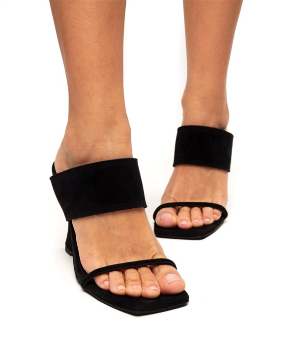 ESIOT GERANOS BLACK