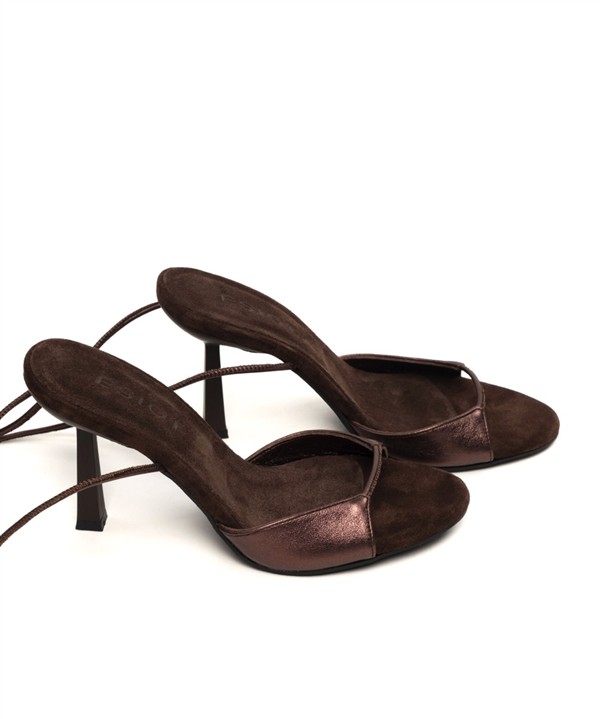 ESIOT KALAMOUTHI BROWN