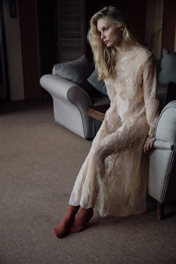 NIDODILEDA JIMEN DRESS NUDE