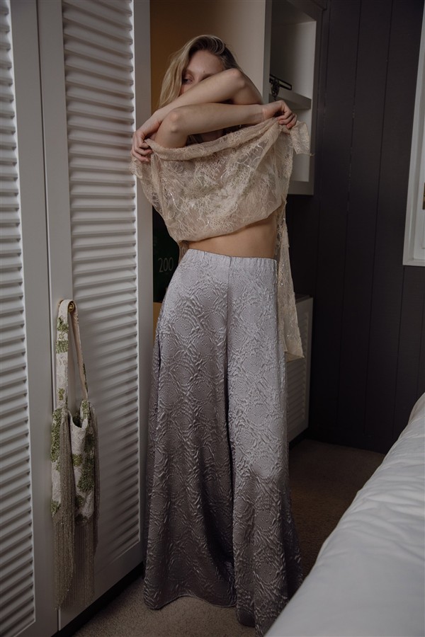 NIDODILEDA LYS PANTS LIGHT GREY