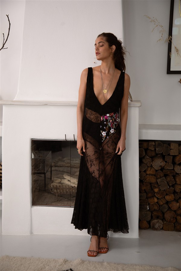 NIDODILEDA SPIRAL DRESS BLACK
