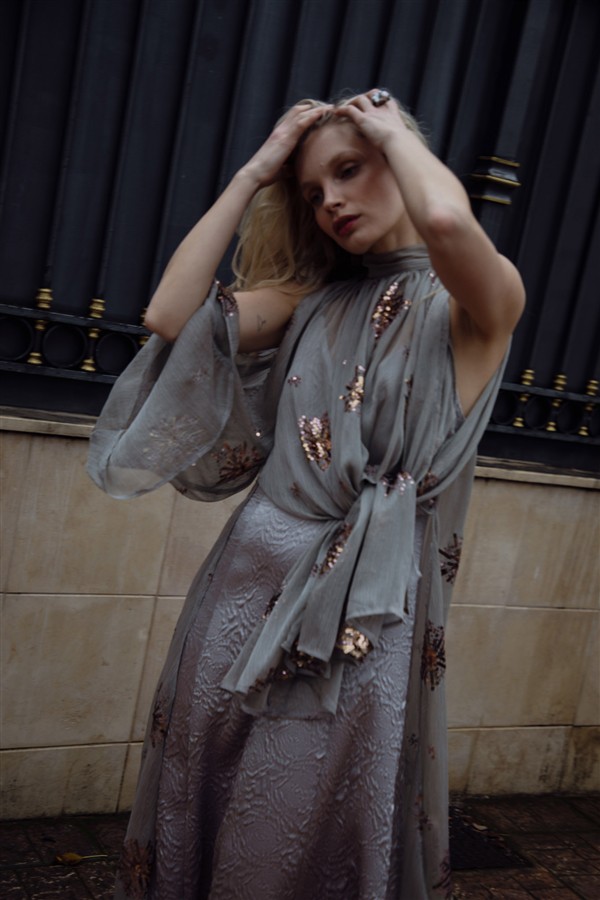 NIDODILEDA TARIYA TOP SLITTED LIGHT GREY