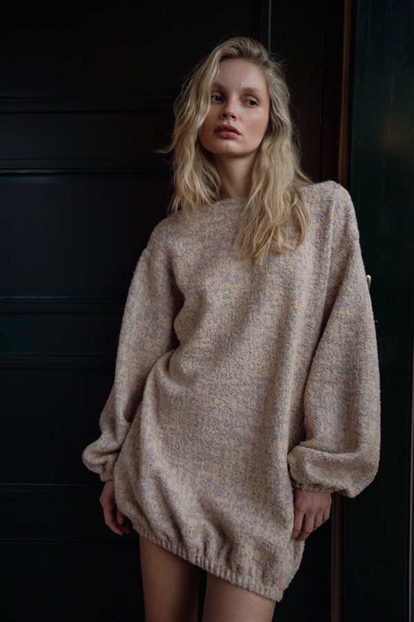 NIDODILEDA YLVA PULLOVER DRESS LIGHT BEIGE/BLUE