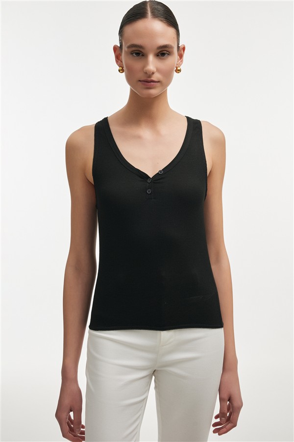 NR ANASA TOP BLACK