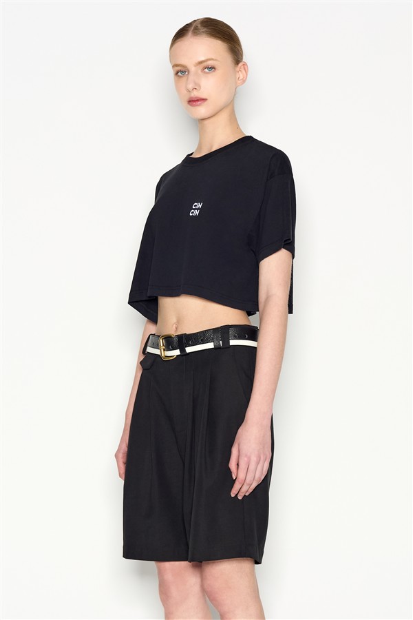 NR CIN CIN CROP T-SHIRT BLACK
