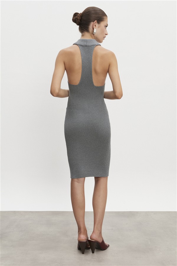 NR EVA KNITTED MIDI DRESS GREY