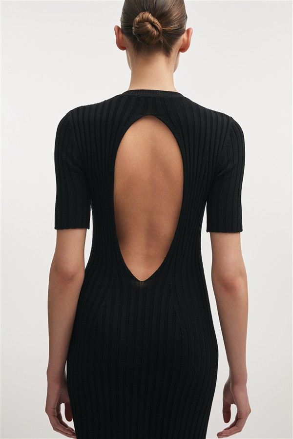NR FEMME KNITTED MAXI DRESS BLACK