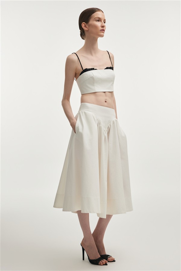 NR HIBISCUS TOP WHITE/BLACK