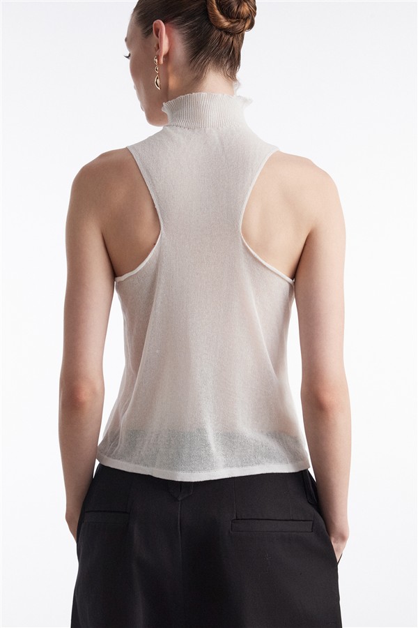 NR KNITTED TOP WHITE