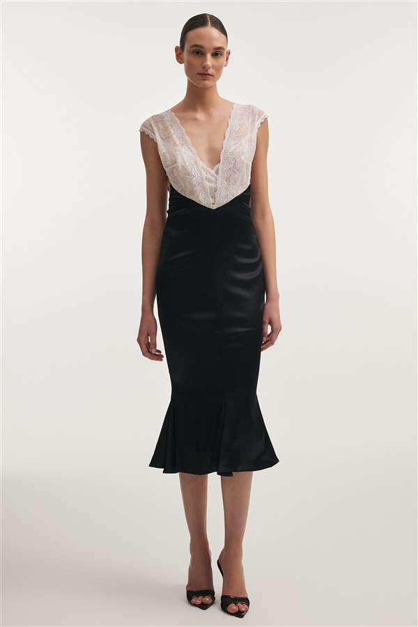 NR NAIA MIDI DRESS BLACK