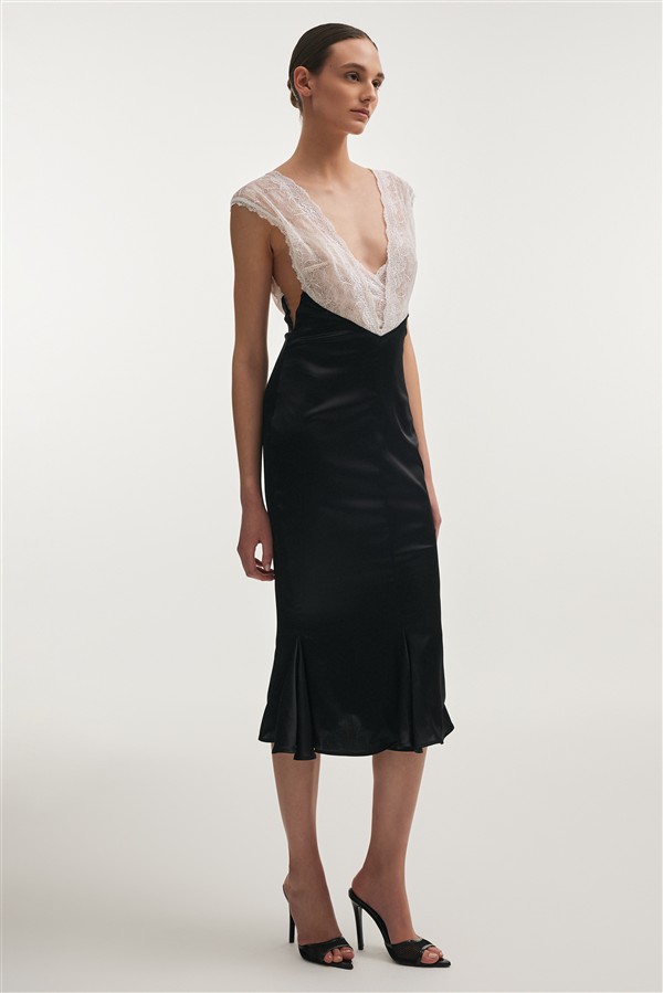 NR NAIA MIDI DRESS BLACK