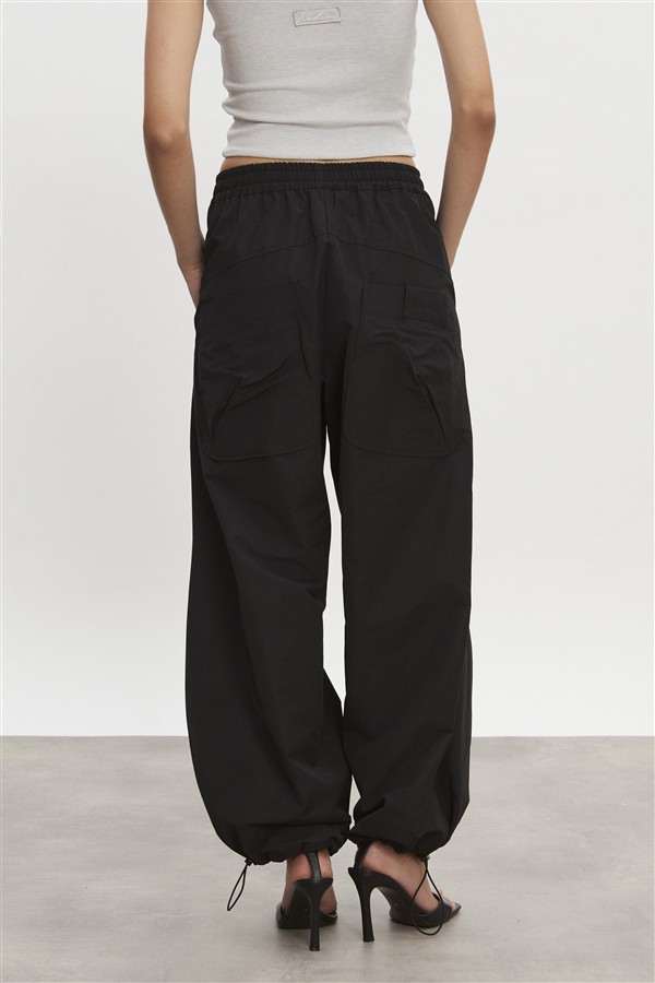 NR PAOLO TRACKPANTS M/W BLACK