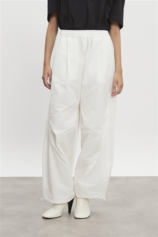 NR PAOLO TRACKPANTS M/W WHITE