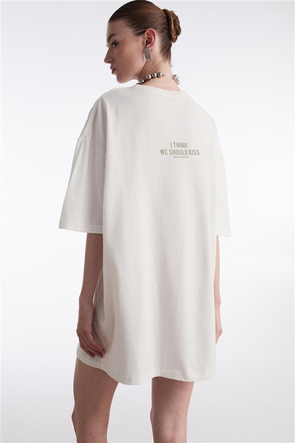 NR T-SHIRT WE SHOULD KISS M/W OFF WHITE