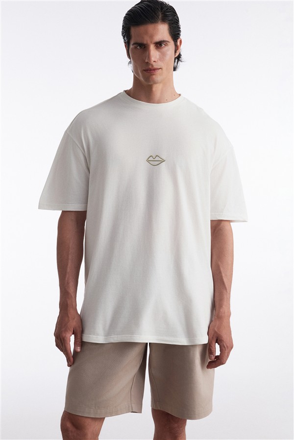 NR T-SHIRT WE SHOULD KISS M/W OFF WHITE