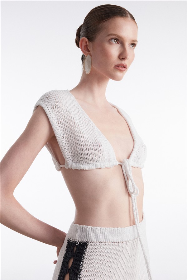 NR VOYAGE KNITTED TOP WHITE