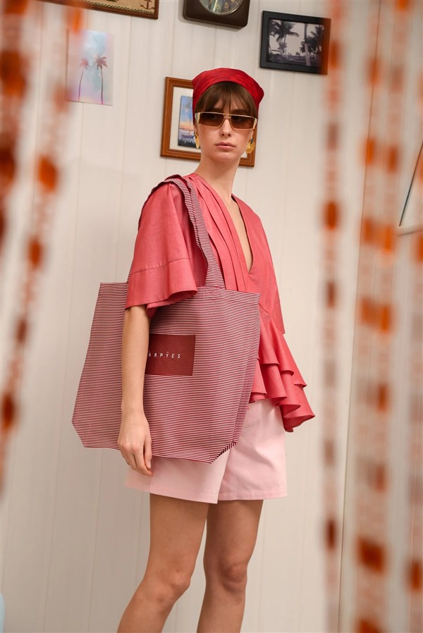 ARPYES RAGGAE TOTE BAG RED