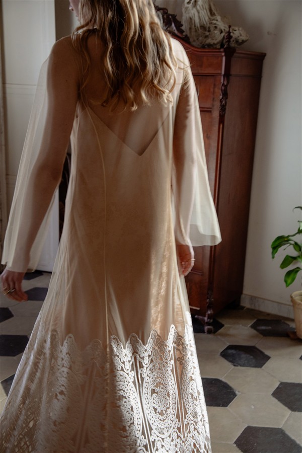 NIDODILEDA SAGE COVER UP NUDE