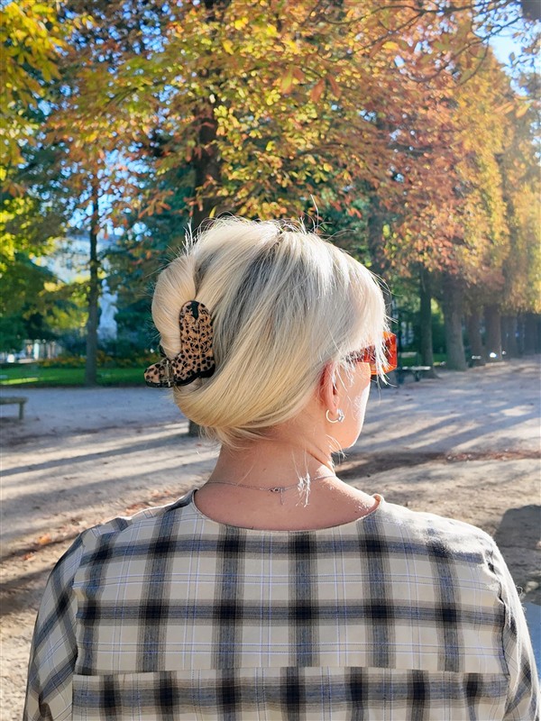 SOLAR ECLIPSE HAIR CLIP COWBOY BOOT LEOPARD