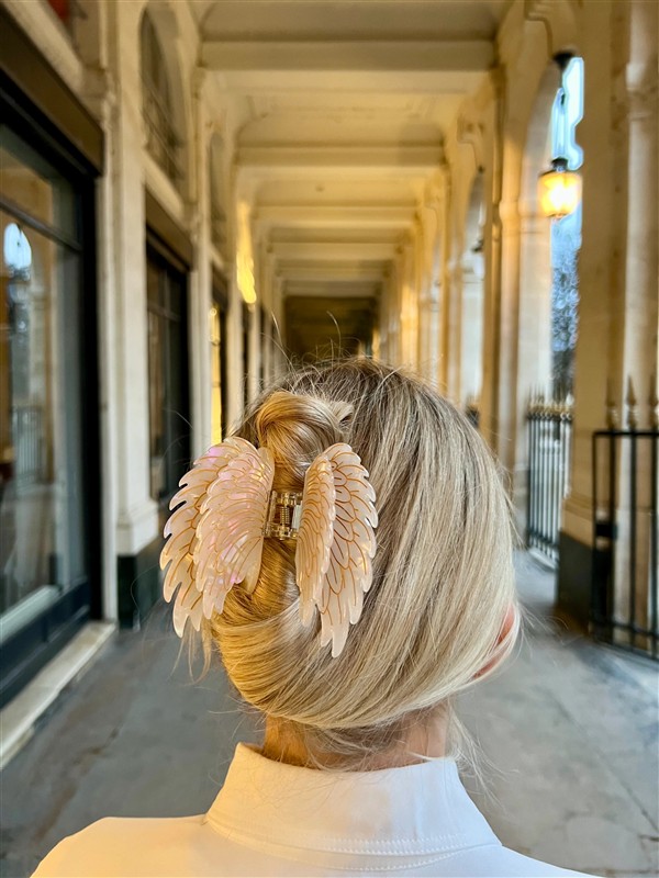 SOLAR ECLIPSE HAIR CLIP PAINTED ANGEL