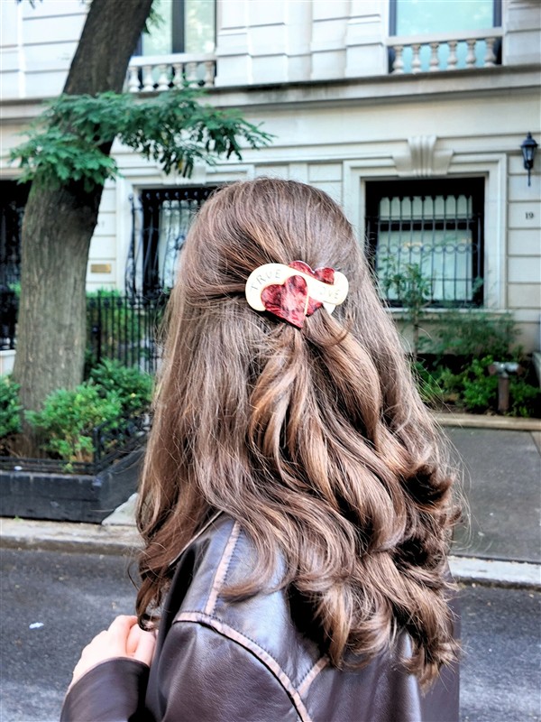 SOLAR ECLIPSE HAIR CLIP TRUE LOVE