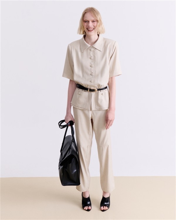 VK BEIGE SHORT SLEEVE TAILORED TOP