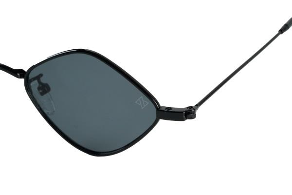 AV ZELIA BLACK