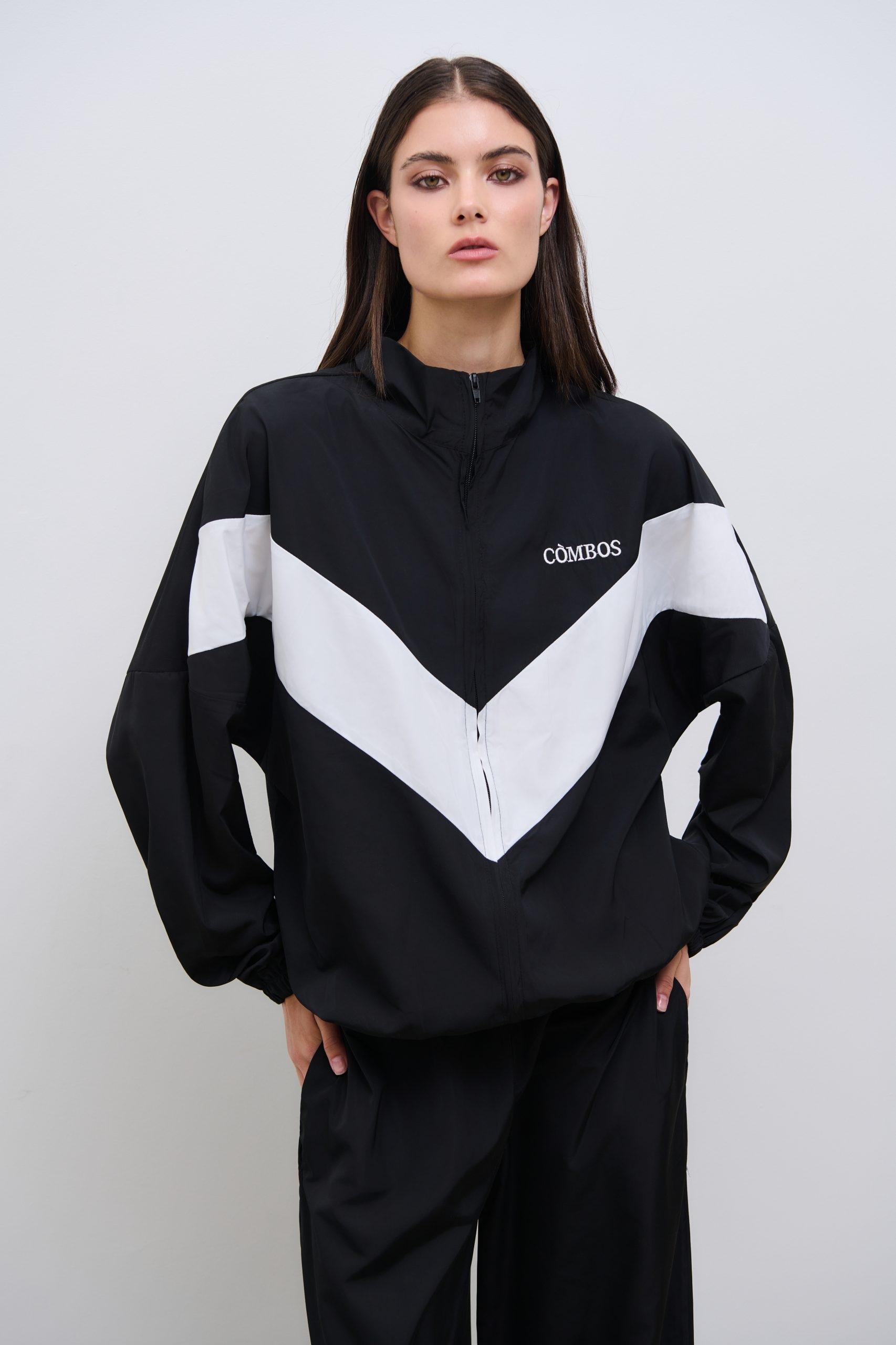 COMBOS 108 ZOE ACTIVE JACKET BLACK